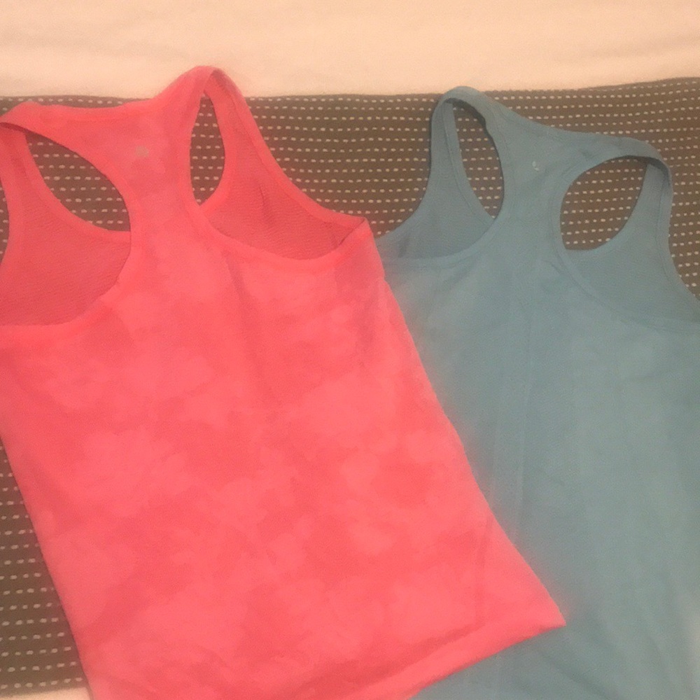 Lululemon tank tops